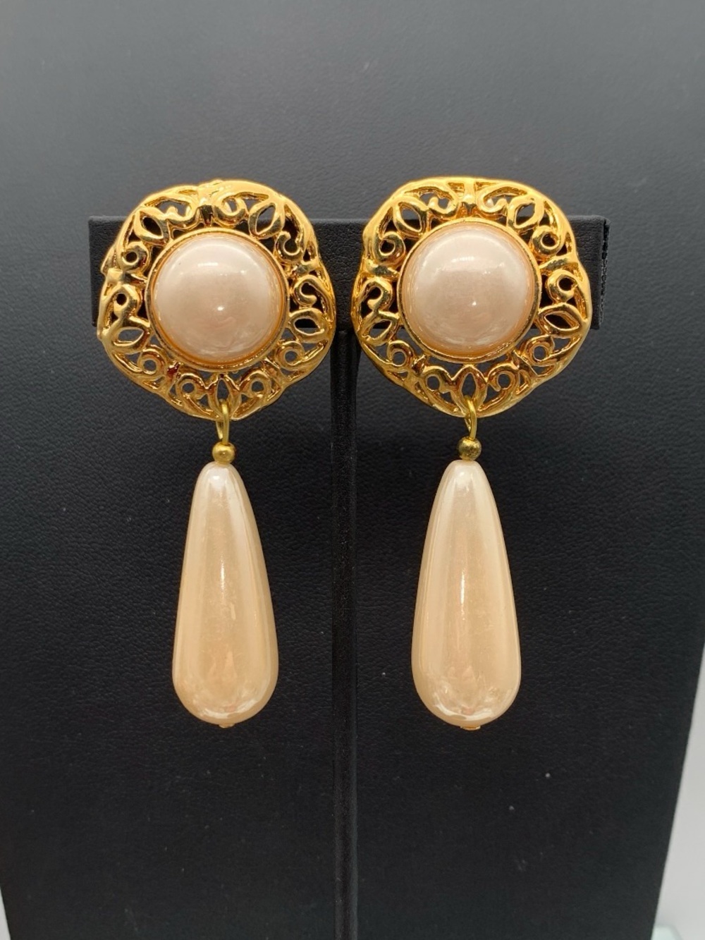 Vintage Gold-Tone Filigree Drop clip on Earrings with Cream faux Pearl Drops